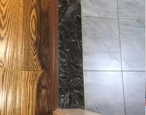 發(fā)黑1.png 發(fā)黑1.png